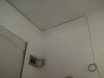 Youreinnocentsweetjam  live sex cam