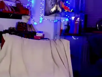 2bigass4_u  live sex cam