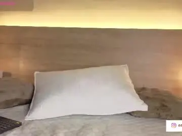 Ariiastar  live sex cam