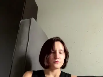 Debbychristen  live sex cam