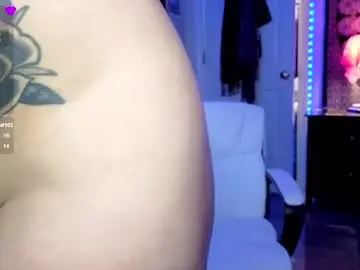 Fatassnat97  live sex cam