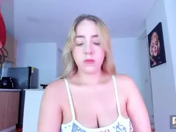 Freydis18  live sex cam