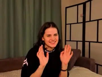 Lonapartch  live sex cam