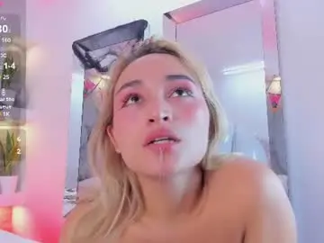 Miavegax  live sex cam