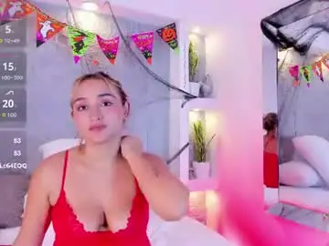 Miavegax  live sex cam