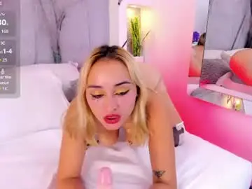 Miavegax  live sex cam