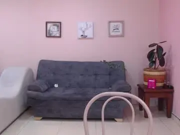 Naia_sweetsex  live sex cam