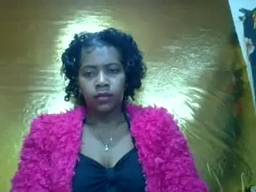 Rasoaa  live sex cam