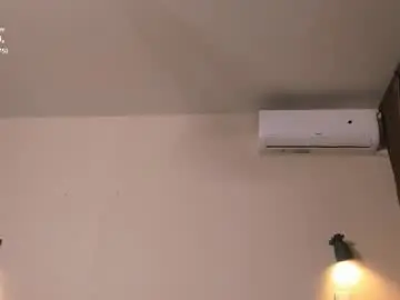 Silkencrave  live sex cam