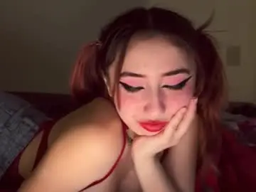Stara_dreams  live sex cam