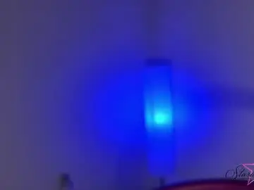 Stara_dreams  live sex cam