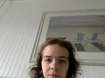 Trippybb222  live sex cam