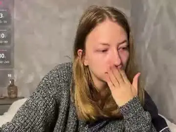 Yuki_bloom  live sex cam