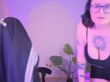 Bby_ivy  live sex cam