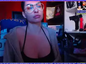 Cuminmenowbby  live sex cam