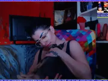 Cuminmenowbby  live sex cam