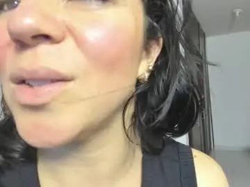 Disneey2888  live sex cam