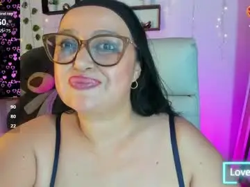 Gia_nahomi  live sex cam