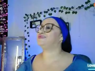 Gia_nahomi  live sex cam