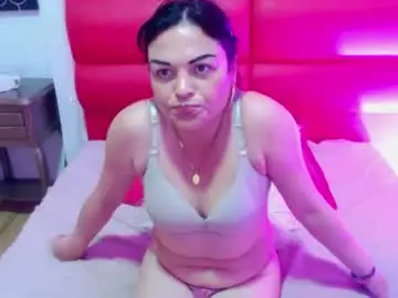 Heylencj  live sex cam