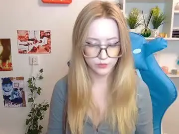 Joan_kiss  live sex cam
