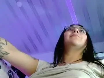 Lillith_777  live sex cam
