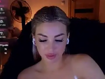 Milanafox_  live sex cam