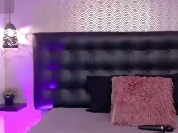 Naiaramasson_  live sex cam