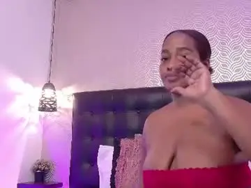Naiaramasson_  live sex cam