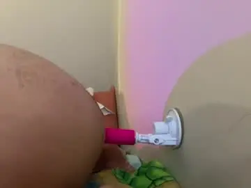 Officialbubblegumkitty  live sex cam