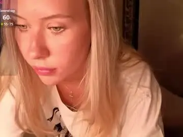 Pureeangel  live sex cam