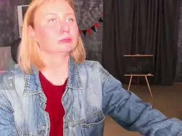 Scent__of_woman  live sex cam