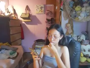 Yourshy_cess  live sex cam