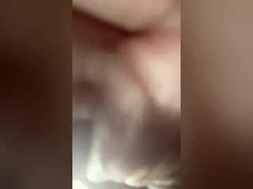 Britt111  live sex cam