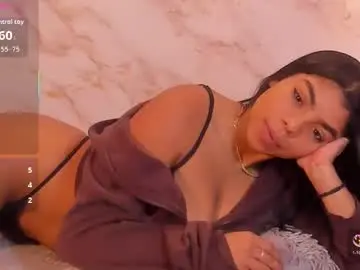 Dakotaferreti  live sex cam
