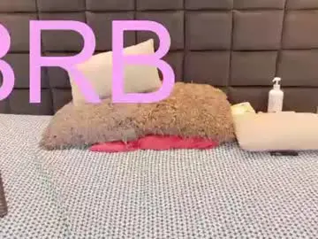 Emilyrossett  live sex cam