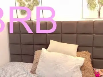 Emilyrossett  live sex cam