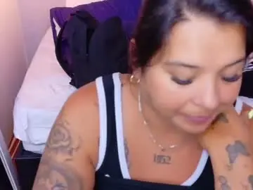 Fat_naughtyass1  live sex cam