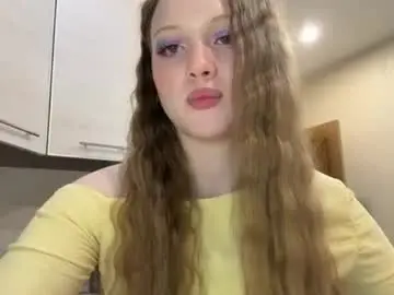 Karineswinger  live sex cam