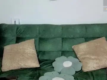 La_briela  live sex cam