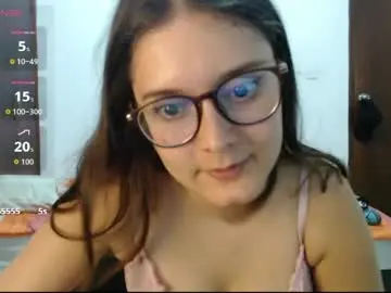 Maddielorez  live sex cam