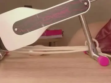 Maya_house  live sex cam