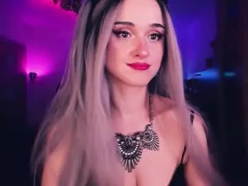 Miladyjolie  live sex cam