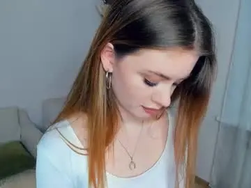 Mintykisss  live sex cam