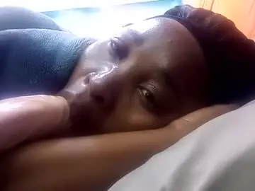 Naughtyslenderxxx  live sex cam