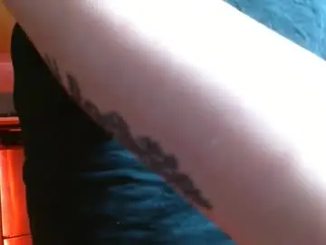 Paymommyv  live sex cam