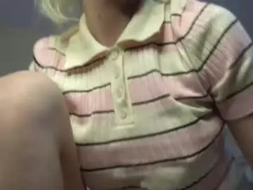 Risingdawnn  live sex cam