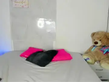 Sarah_lowee  live sex cam