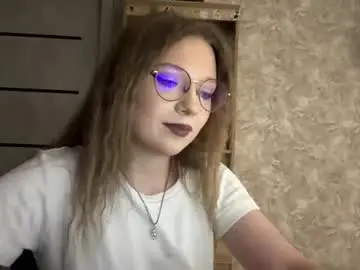 Savannahbrettmann  live sex cam