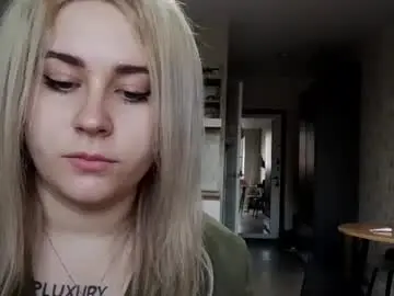 Savannahbrettmann  live sex cam